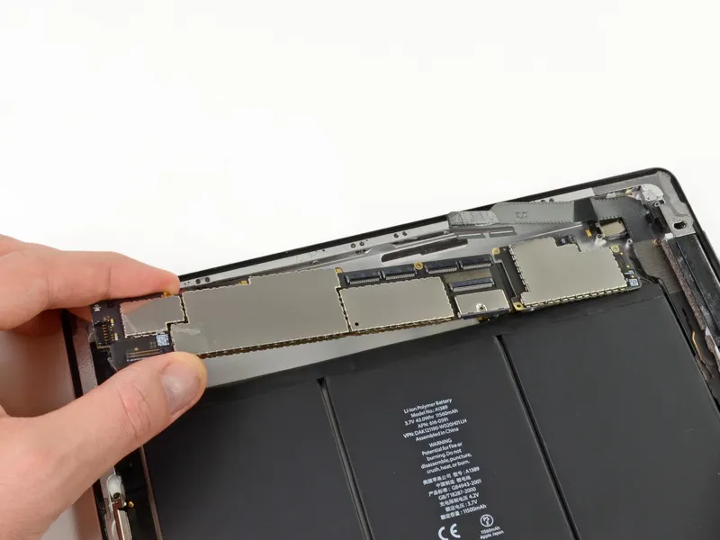 Sửa iPad Sạc Không Vào, Không Nhận Sạc 2 sửa ipad sạc không vào
