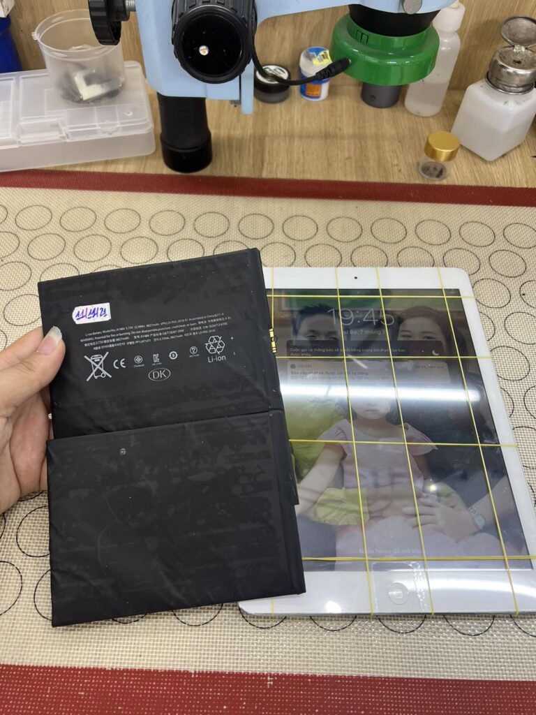Dịch vụ sửa chữa iPad Chuyên nghiệp tại Shop Táo 13 Thay Pin, Thay cảm ứng iPad