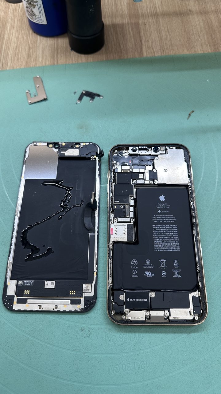 Phân biệt iPhone chính hãng và hàng dựng