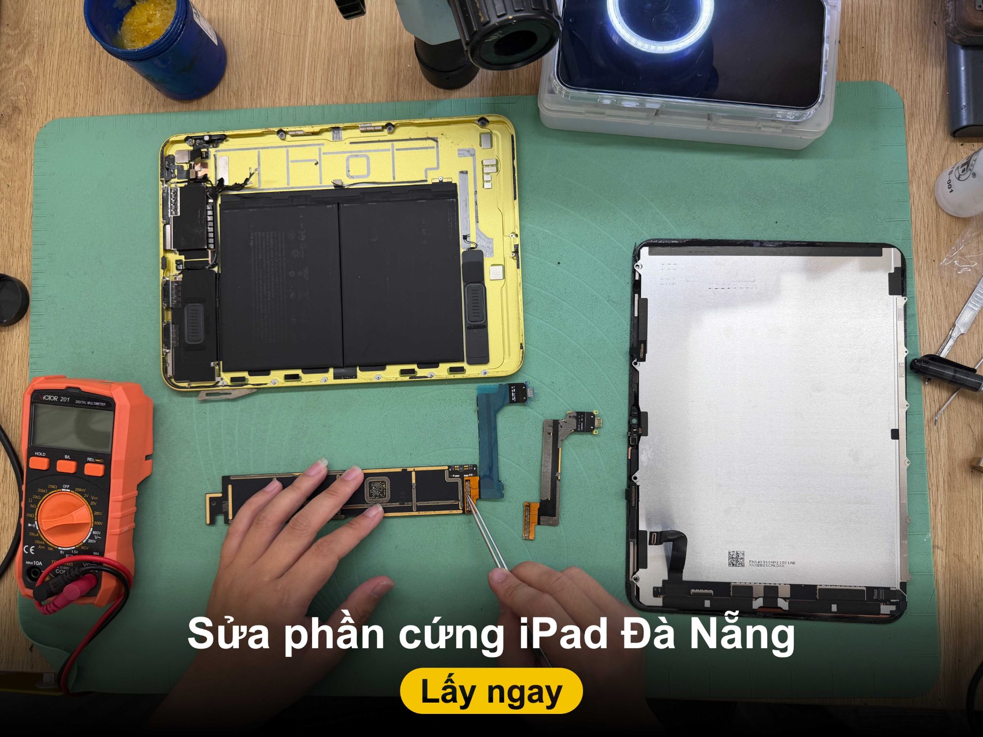 iPad sạc lúc được lúc không - sửa phần cứng, thay cáp chân sạc tại Shop Táo Đà Nẵng